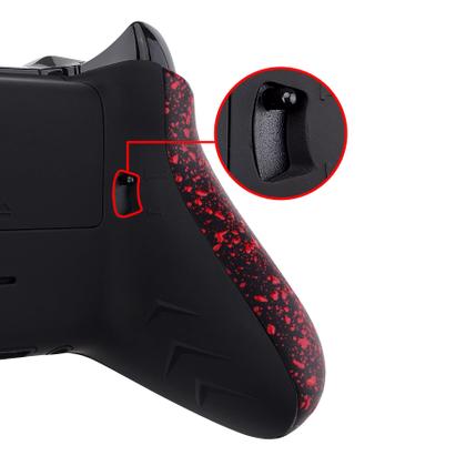 Imagem de Kit ExtremeRate FlashShot Trigger Stop Bottom Shell para controles Xbox One S e One X, capa traseira redesenhada, alças vermelhas texturizadas e gatilho de cabelo para controlador Xbox One S X modelo 1708