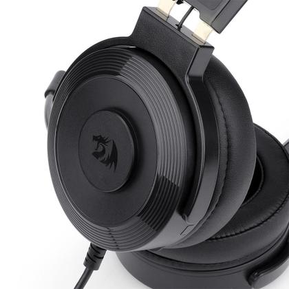 Imagem de Kit Gamer Redragon RGB, com Headset Lamia 2, Drivers 40mm + Teclado Kumara, Switch Outemu Brown, ABNT2 + Mouse Cobra 12400 DPI, Preto - S125