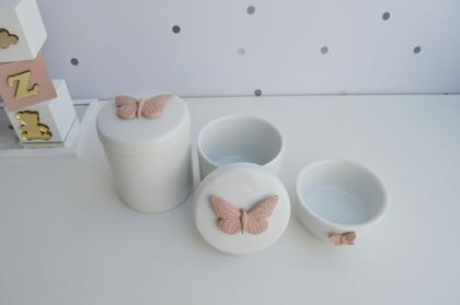 Imagem de Kit Higiene Bebê K015 Borboleta Porcelanas Decoração Quarto