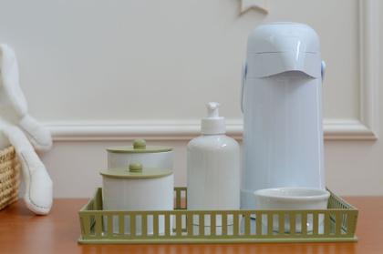 Imagem de Kit Higiene Bebe K039 Completo Infantil Safari Moderno Porcelanas Bandeja Safari Térmica 500 ml Gel