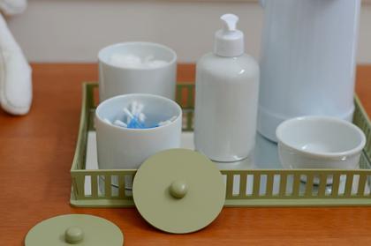 Imagem de Kit Higiene Bebe K039 Completo Infantil Safari Moderno Porcelanas Bandeja Safari Térmica 500 ml Gel