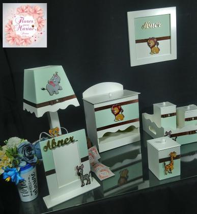 Imagem de Kit Higiene bebê Mdf 10 peças menino - SAFARI VERDE CLARO