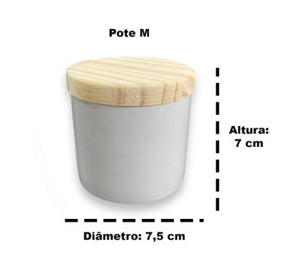 Imagem de Kit Higiene Bebê Porcelana Branca Menino Menina Molhadeira, Potes e Bandeja de Madeira Maternidade