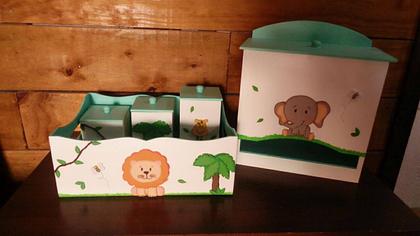 Imagem de Kit Higiene para bebê em MDF Safári