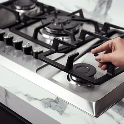 Imagem de Kit Infinity Fischer: Forno a Gás Grill 50L e Cooktop 5B Mesa Inox