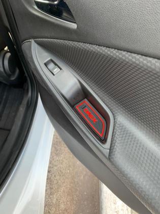 Imagem de Kit Jogo Tapetes Console Onix automático Plus Hatch 2020 2021 2022 2023 12 Peças