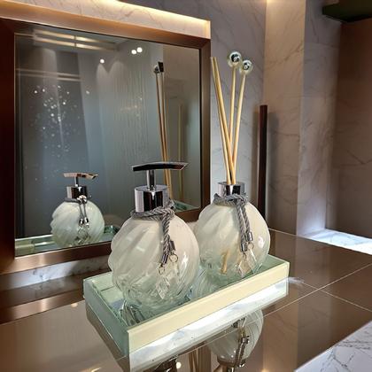 Imagem de Kit Lavabo Banheiro Completo Branco com Bandeja Luxo Decoração