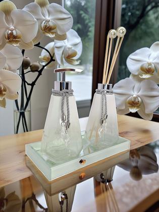 Imagem de Kit Lavabo Completo Branco Com Bandeja Vidro Super Luxo Difusor Banheiro Aromatizador