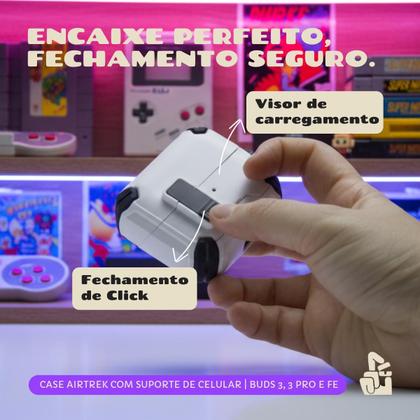 Imagem de Kit Limpador para Fones e Capa Protetora Airtrek Nerdcase Compatível com Galaxy Buds 3, Buds Pro 3, Buds 3 FE, Preto e Branco