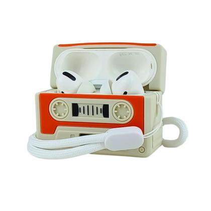 Imagem de Kit Limpador para Fones e Capa Protetora Nerdcase Compatível com AirPods Pro 1 e 2, Fita Cassete Retrô