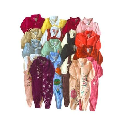 Imagem de Kit Macacão Plush Bebe Infantil Menino e Menina 5 Peças Vários Modelos Com Pezinho