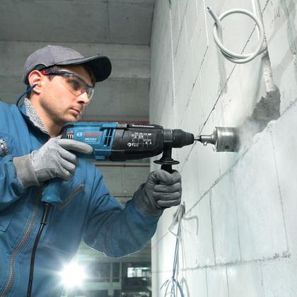 Imagem de Kit Martelete Furadeira Bosch Gbh 2-24 D Com Acessórios 220v