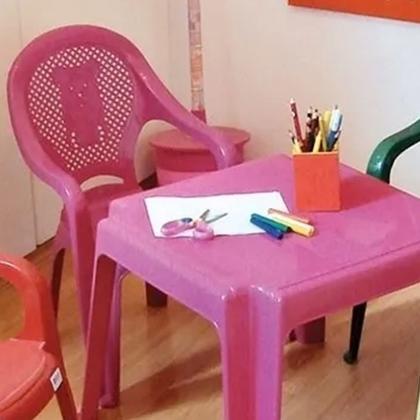 Imagem de Kit Mesa Mais 2 Cadeiras Rosa e 2 Azul Infantil 58x26cm Teddy