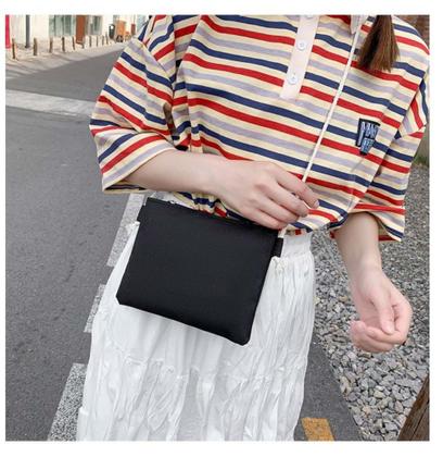 Imagem de Kit Mochila com 4 Pçs e Broche Fashion Escolar Passeio Juvenil Grande