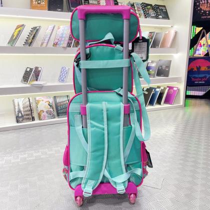 Imagem de Kit Mochila De Carrinho Transparente Com Chaveiro Capivara De Pelúcia Grande Escolar 2026