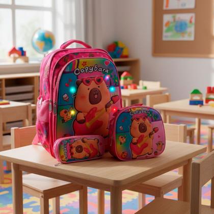 Imagem de Kit Mochila Infantil Capivara Lancheira Térmica 3D Costas