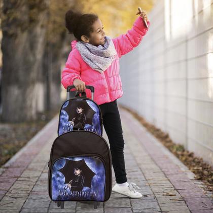 Imagem de Kit Mochila Infantil Wandinha Pre Escola Rodinha Aula Menina