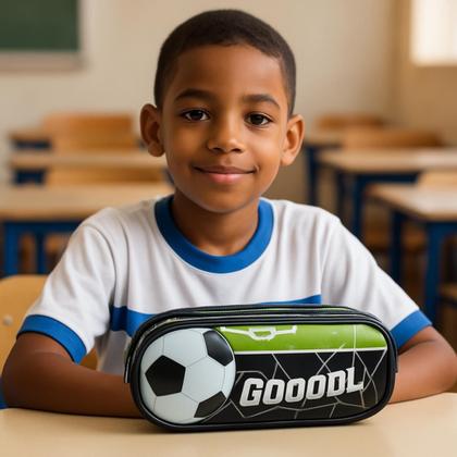 Imagem de Kit Mochila Rodas Lancheira Térmica Estojo Futebol Meninos