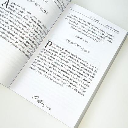 Imagem de Kit Mulher Nota 10 + Devocional 365 Mensagens Diárias Charles Spurgeon Clássica