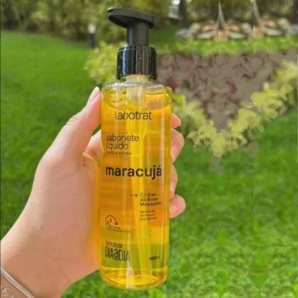 Imagem de Kit Para Banho SPA Sabonete Liquido e Esfoliante Maracuja Dia a Dia Labotrat Verão Refrescante