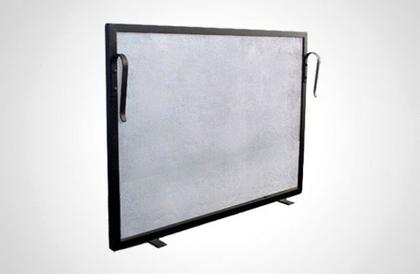 Imagem de Kit para Lareira Tela 80x50 Grelha e Ferramenta de Limpeza com Cabo de Madeira