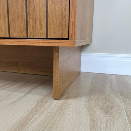 Imagem de Kit para Sala de Estar Rack Ripado e Aparador e Mesa de Centro City