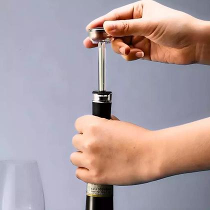 Imagem de Kit Para Vinho Com Bico Aerador e Rolha Tampa a Vácuo