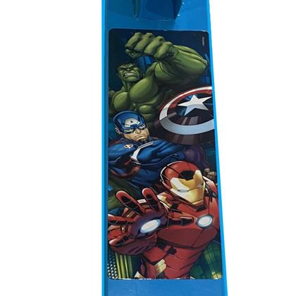 Imagem de Kit Patinete Infantil 2 Rodas Luz Herois Avengers + Capacete