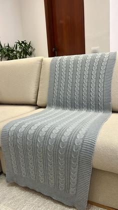 Imagem de Kit Peseira Manta Trança Tricot Cama King 260x60cm Madrid + 2 capas