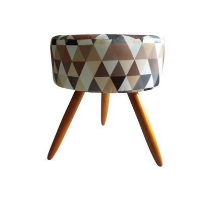 Imagem de Kit Poltrona Decorativa Nina + Puff Redondo Suede Triângulo Bege Pés Madeira Ms Decor