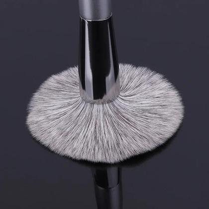 Imagem de Kit Profissional De 12 Pincéis De Maquiagem Com Cerdas Naturais De Pelo De Cabra Para Base, Pó,