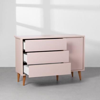 Imagem de Kit Quarto Infantil Theo com Pés Retrô Mel - Berço + Guarda-Roupa 3 Portas + Cômoda 3 Gavetas e 1 Porta - Rosa