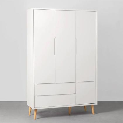 Imagem de Kit Quarto Theo com Pés Retrô Natural - Berço + Cômoda 3 Gavetas e 1 Porta + Guarda-Roupa 3 Portas + Poltrona de Amamentação Lola com Puff - Branco