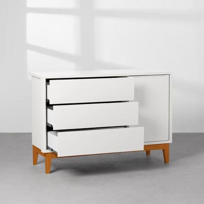 Imagem de Kit Quarto Theo com Pés Square Mel - Berço + Cômoda 3 Gavetas e 1 Porta + Poltrona de Amamentação Lola com Puff - Branco