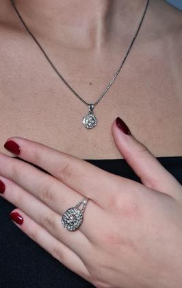 Imagem de Kit Relógio Feminino com Brilho, Brincos, Colar, Pulseira e Anel para Festas, Prateado