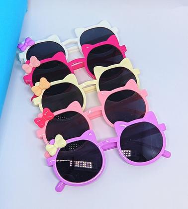 Imagem de Kit Relógio Infantil Digital Pisca Luz Led  Princesas Barbie Frozen + Óculos de Sol Gatinho com Laço Flexível Moda