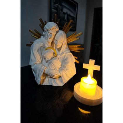 Imagem de Kit Sagrada Família com Crucifixo Iluminado e Vela de LED - Escultura 3D