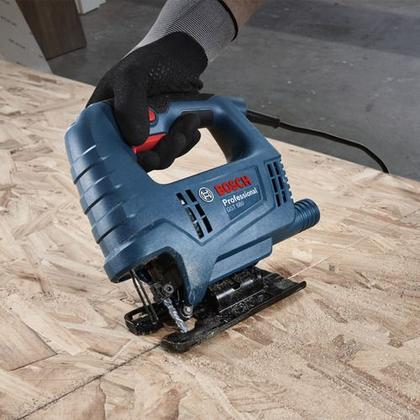 Imagem de Kit Serra Tico Tico Profissional Bosch Gst 680 6 Lâminas 220v