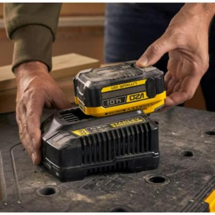 Imagem de Kit Stanley SCB244CK-BR  2 Baterias 20V 4Ah e Carregador Bivolt com LED Indicador