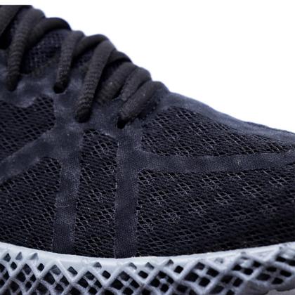 Imagem de Kit Tênis Para Caminhada Com Amortecedor Feminino e Coqueteleira