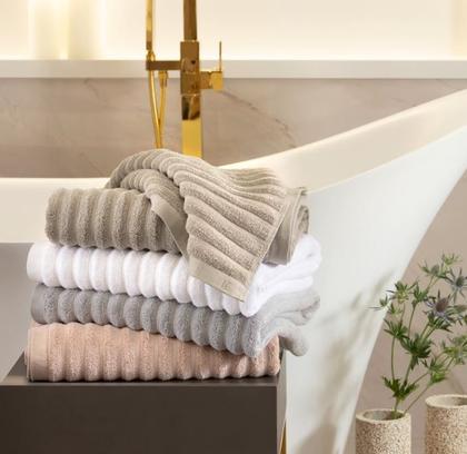 Imagem de Kit Toalha Banho Gigante Rosto e Piso 3 Peças Bali Kacyumara