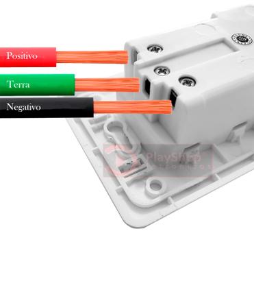 Imagem de Kit Tomada De Parede Dupla 10A Com Espelho Branco 4x2 Com 2 Portas Usb 3A - Conjunto 4 Unidades