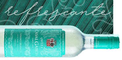 Imagem de Kit Vinho Casal Garcia Sweet Verde Doce 750ml 3 unidades