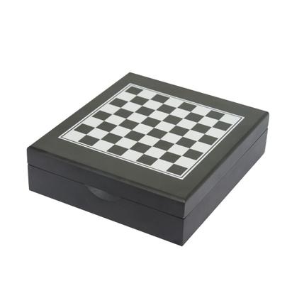 Imagem de Kit Vinho Com 4 Acessórios Inox E Tabuleiro Jogo De Xadrez