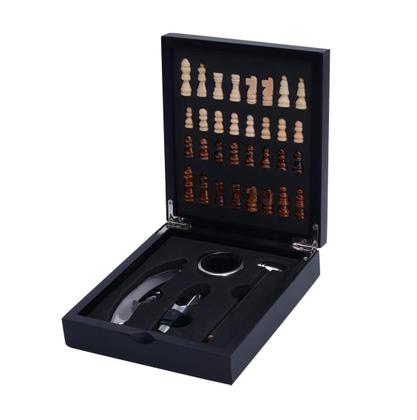 Imagem de Kit Vinho Com 4 Acessórios Inox E Tabuleiro Jogo De Xadrez