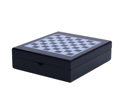 Imagem de Kit Vinho Com 4 Acessórios Inox E Tabuleiro Jogo De Xadrez