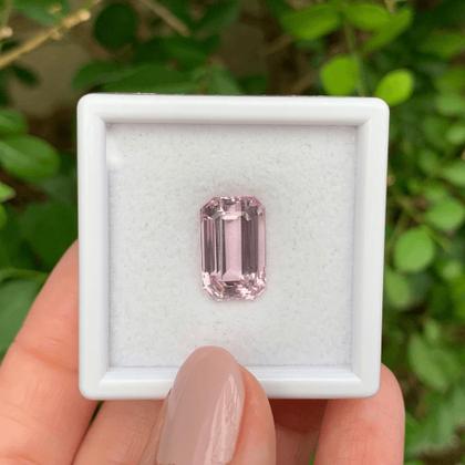 Imagem de Kunzita Rosa Retangular Baguete 9,19ct