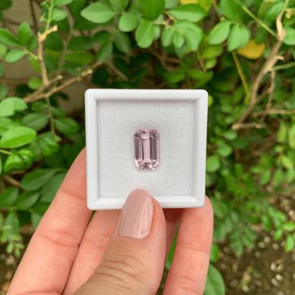 Imagem de Kunzita Rosa Retangular Baguete 9,19ct
