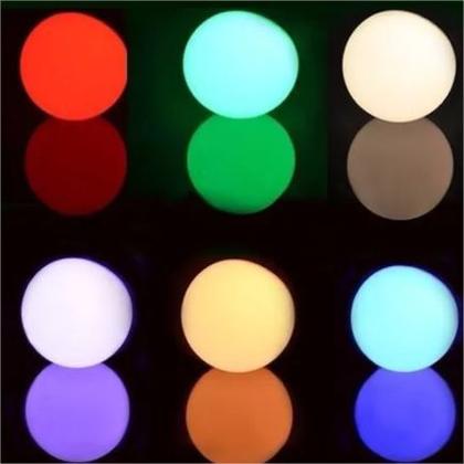 Imagem de Lâmpada Colorida Led Rgb E27 Bulbo 3 Bivolt Controle Remoto