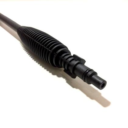 Ikki lezbiyen bir-biriga siyishadi